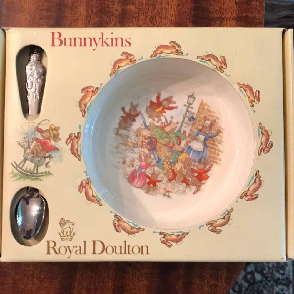 Bunnykins Nursery Set - by Royal Doulton- Bowl & Spoon NWT